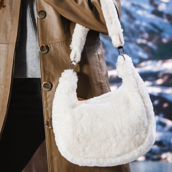 Cartera de Cuero Lanar Arya
